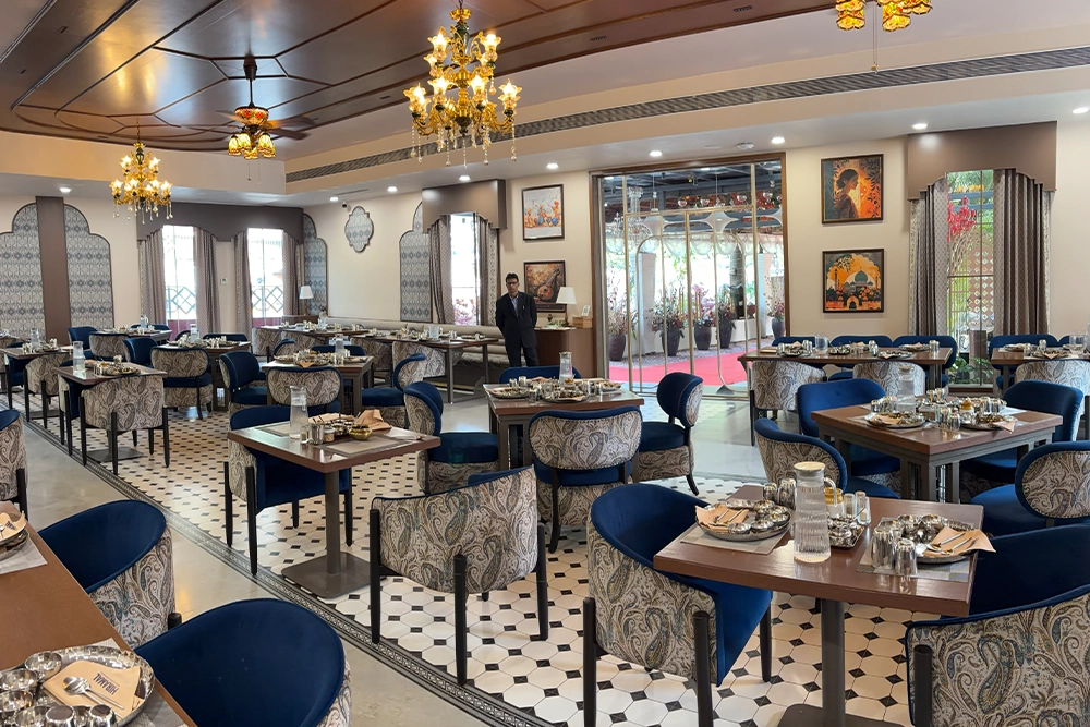 Air Conditioned Pure Veg Restaurant in Nagpur - Hiramal